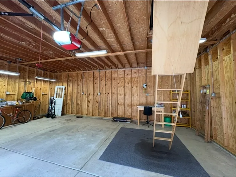 26939 Russell Rd — Photo 21