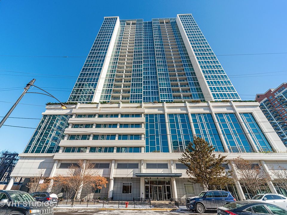1st image of 1629 S Prairie Ave Unit 709