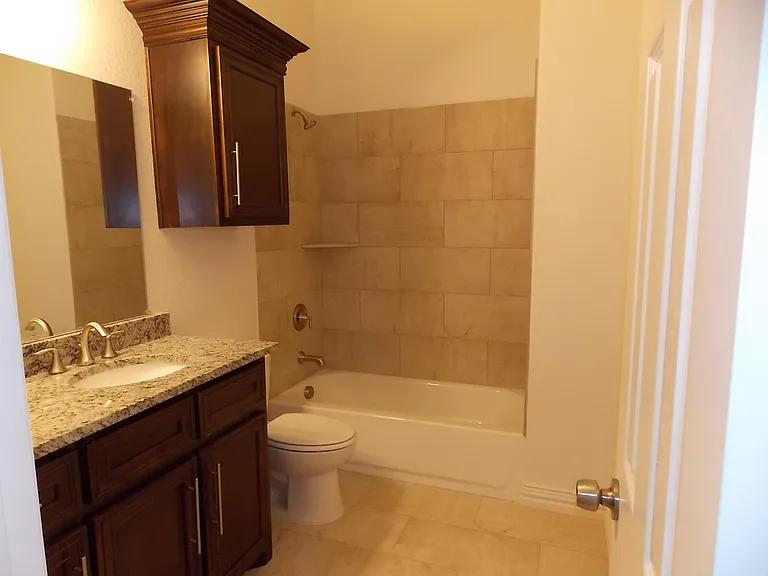 4107 Canada Dr — Photo 10