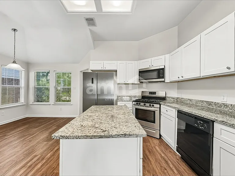 22111 Cassini Ct — Photo 3