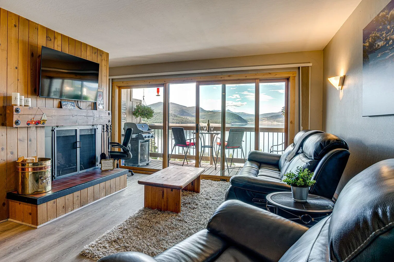 2 bed, 2.0 bath, 839 sqft, $3,935 — Photo 1
