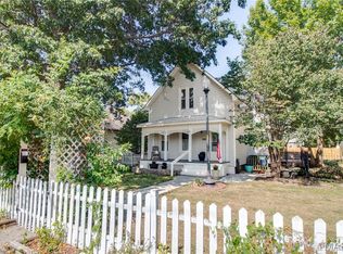 605 W Pearl St, Jerseyville, IL 62052