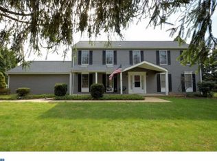 562 Shelmire St, Elkins Park, PA 19027