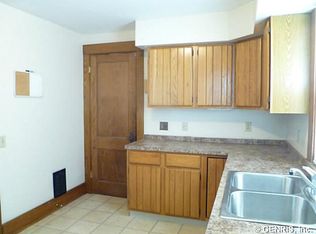 27 Burlington Ave, Rochester, NY 14619