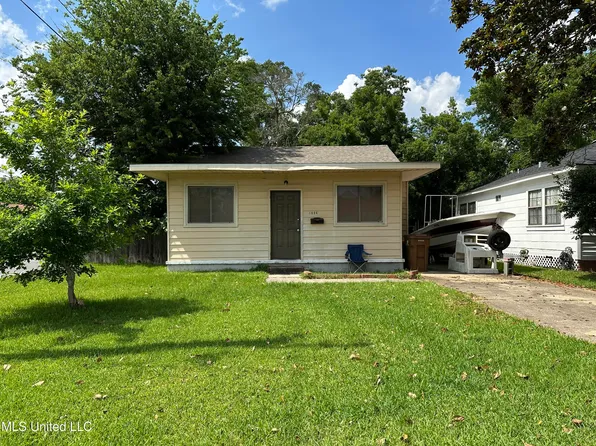 1096 Desoto St, Biloxi, MS 39530
