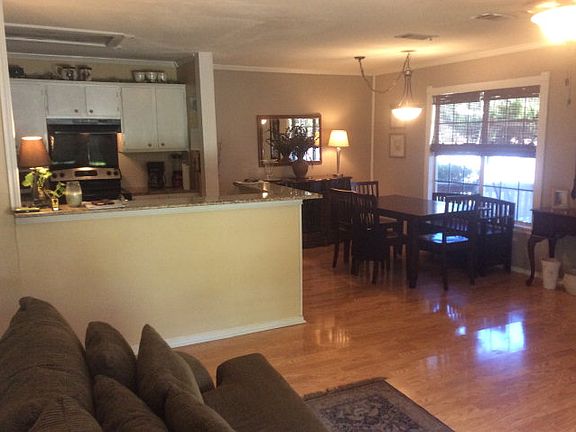 4th image of 2605 W San Antonio St