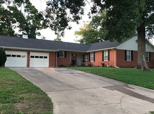1027 Farris Dr, Muskogee, OK 74403