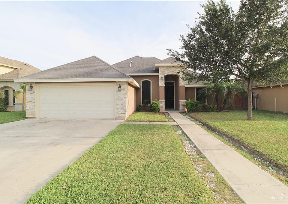 1st image of 926 Vista Hermosa St