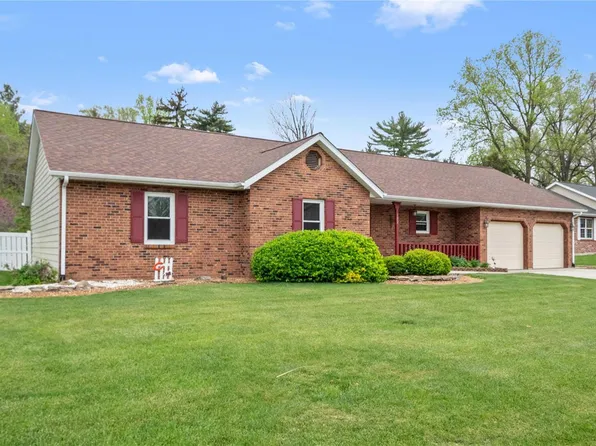 132 Crestmoor St, Collinsville, IL 62234