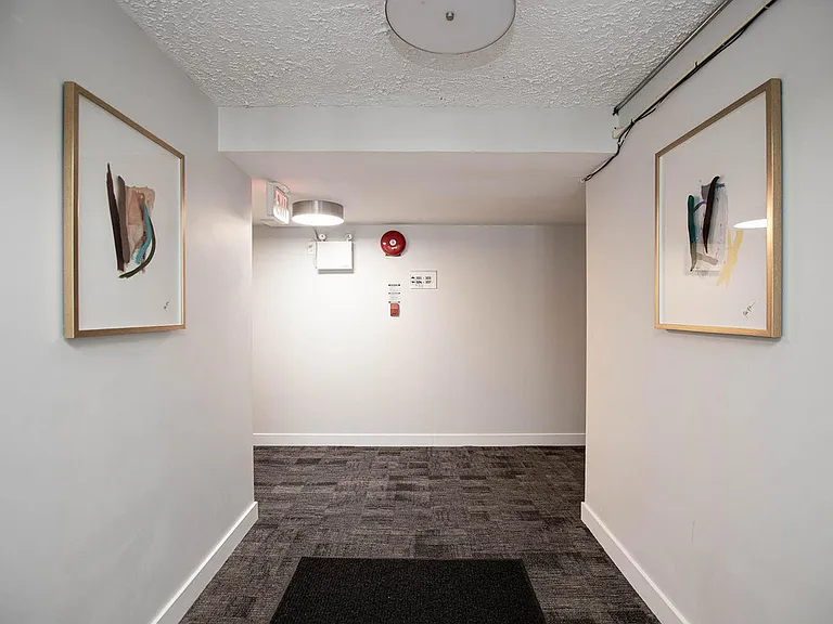 504 Glenelm Cres #102 — Photo 15