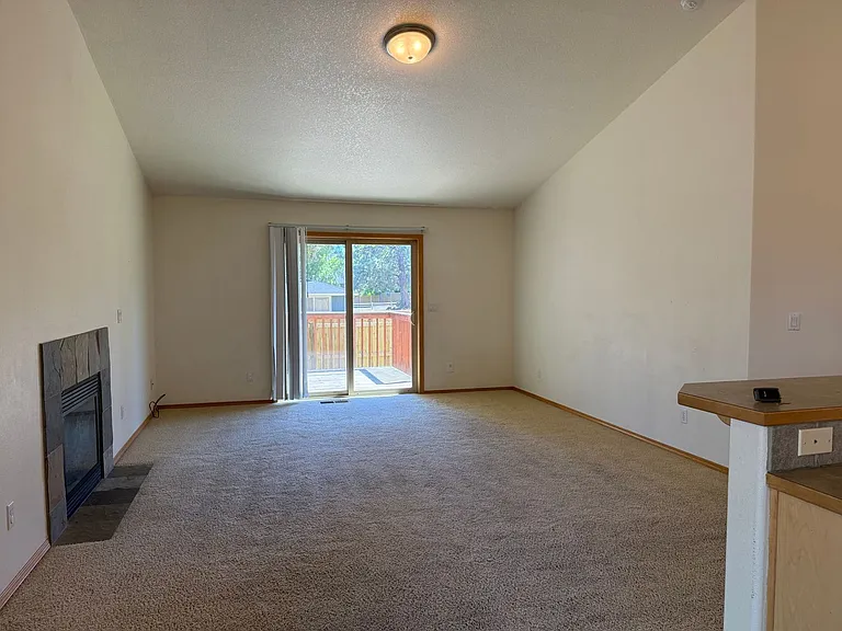 20591 Conifer Ave — Photo 10