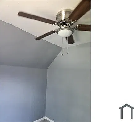 128 E 104th Pl — Photo 2
