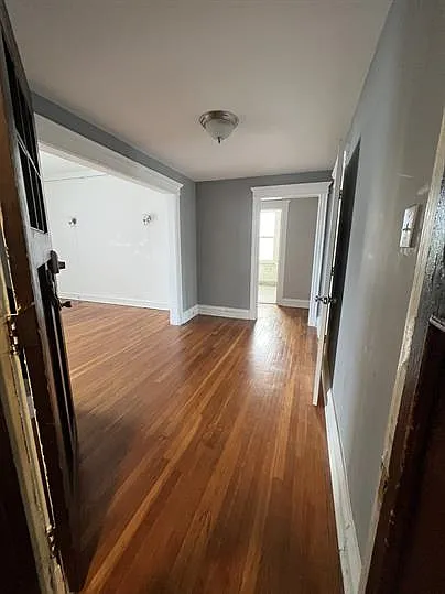 6041 Waterman Blvd — Photo 25