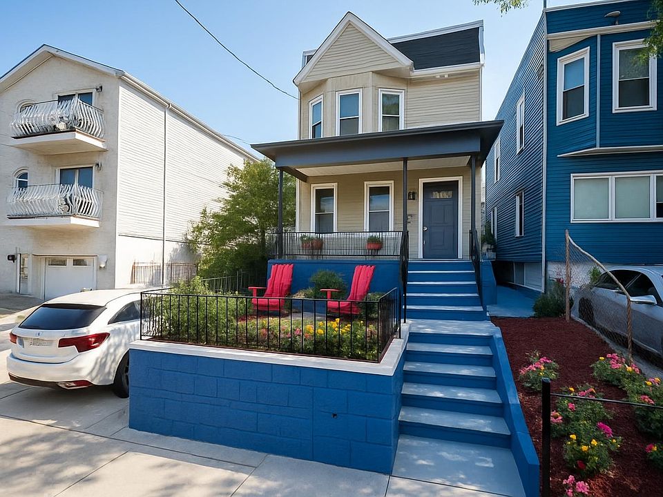 1st image of 136 Ege Ave