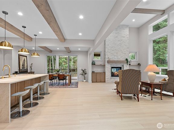 5th image of 32 Bramble Way