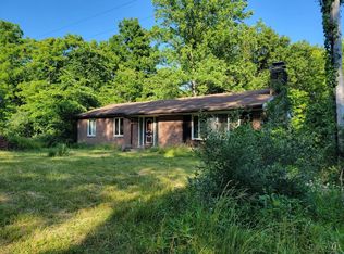 11510 Long Branch Rd, Moores Hill, IN 47032