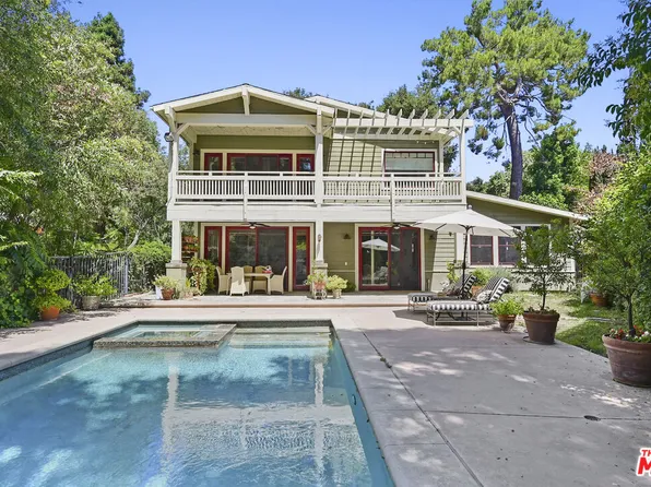 1430 Bonnell Dr, Topanga, CA 90290