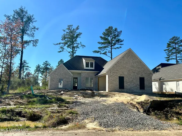 121 Charleston Ln, Madison, MS 39110