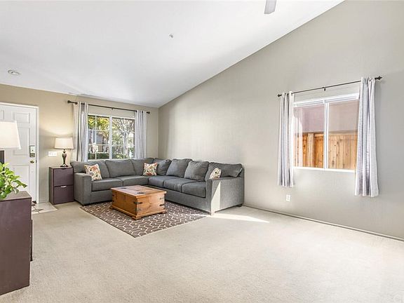 4th image of 29065 Oak Creek Ln