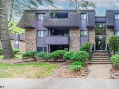 2324 Old Stone Mill Dr, Cranbury, NJ, 08512