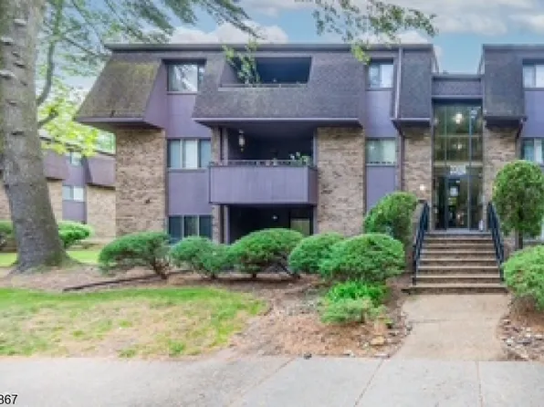 2324 Old Stone Mill Dr, East Windsor Twp., NJ 08512