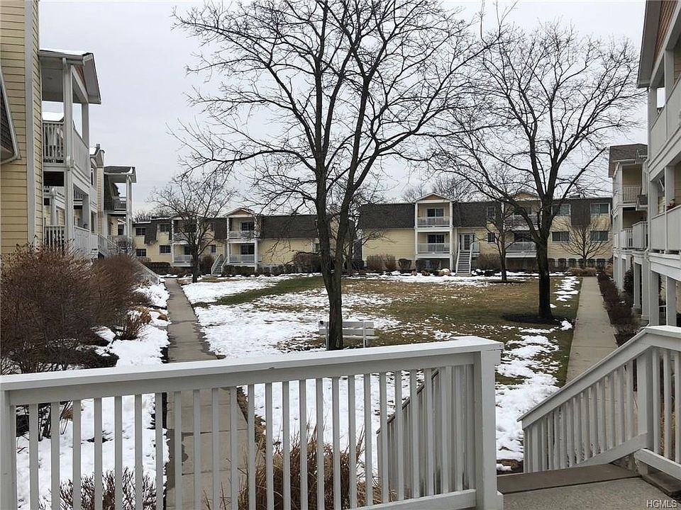 1st image of 1304 Overlook Cir