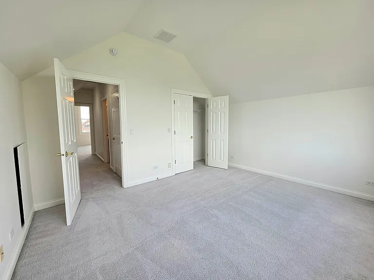2085 Valor Ct — Photo 28