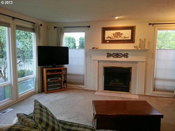 3rd image of 3019 SE 172nd Ave