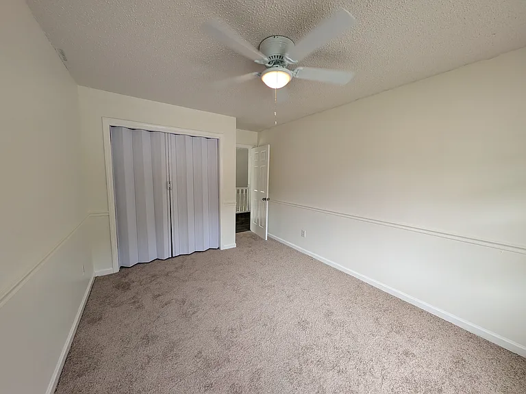 4757 Cheshire Cir — Photo 6