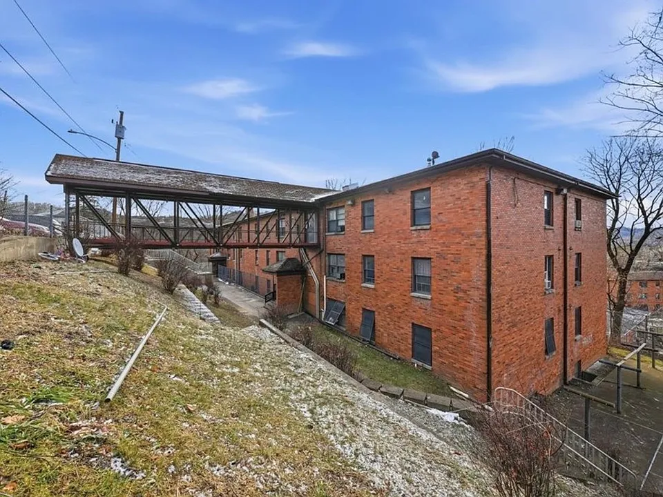 Ridgemont Apartments