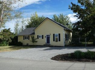 10207 Railroad Ave, Island City, OR 97850