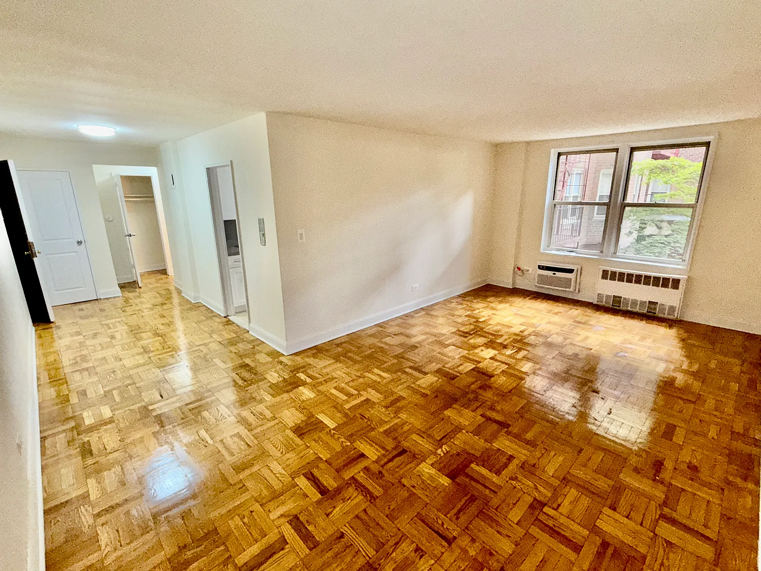 1 bed, 860 sqft, $2,095 — Photo 3