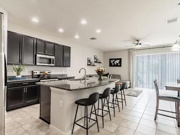 4th image of 7014 Woodchase Glen Dr