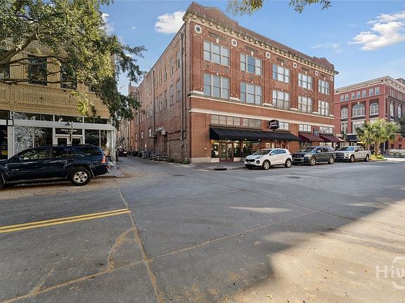 2nd image of 122 W Broughton St #201