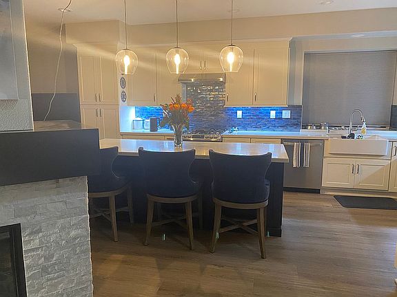 5th image of 761 Lupine Dr