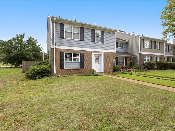 2nd image of 1083 Fairfax Dr