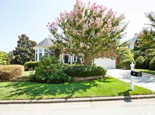 101 Camille Ct, Chapel Hill, NC 27516