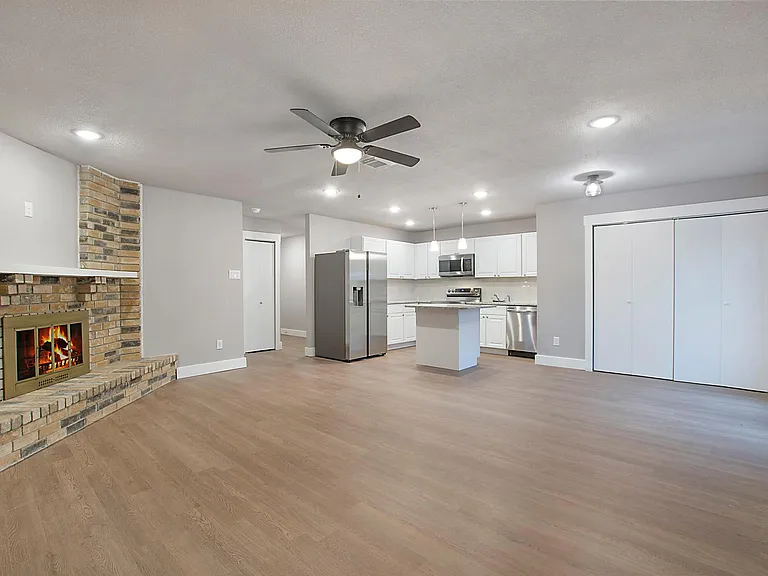 801 Sunny Slope Dr — Photo 12