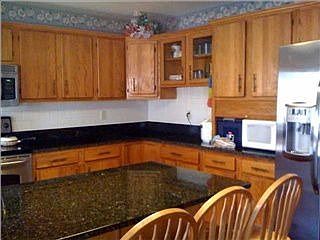 2nd image of 1364 N Pine Grove Ct