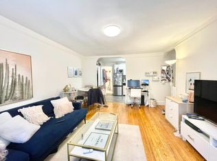 211 W 16th St APT 2A, New York, NY 10011