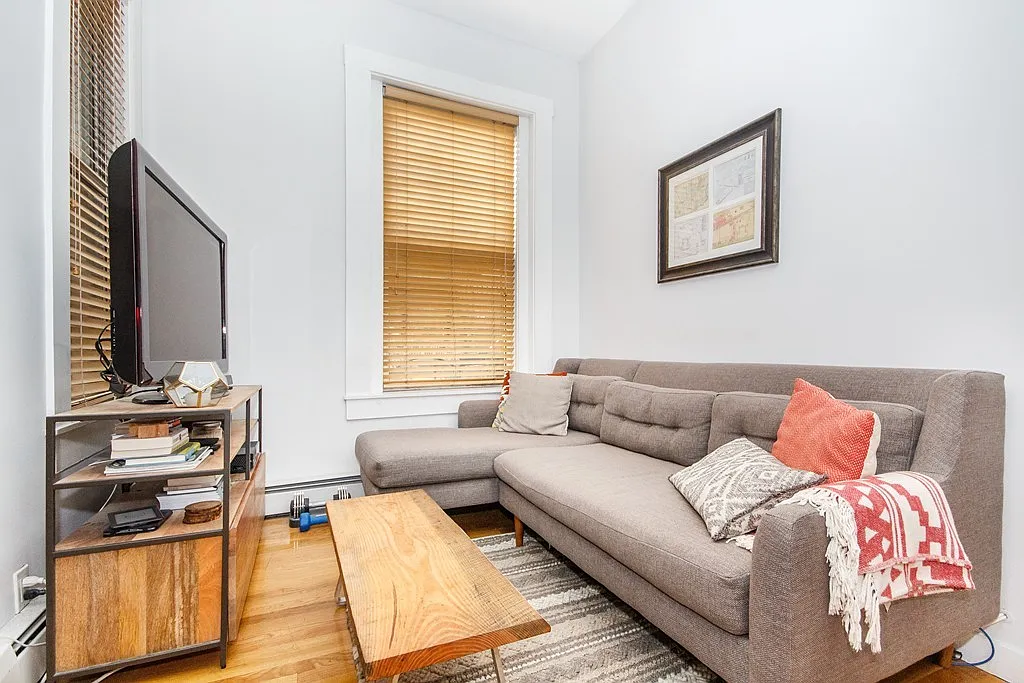 1 bed, 1.0 bath, 540 sqft, $3,000 — Photo 1