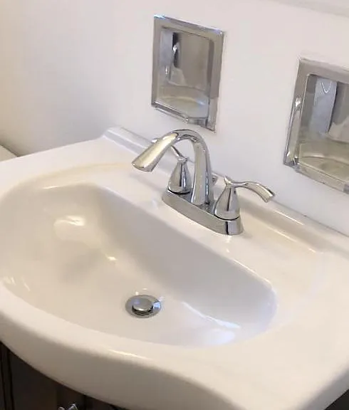 1/2 bath in Master bedroom