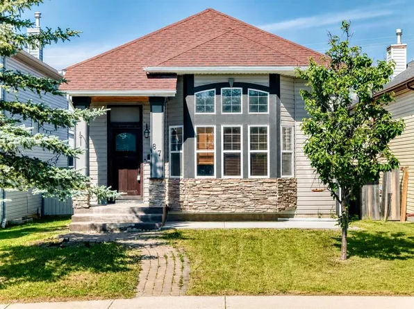 87 E Tarington Rd NE, Calgary, AB T3J 3X1