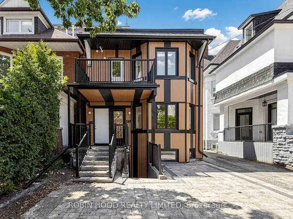 24 Callender St #3, Toronto, ON M6R 2H3
