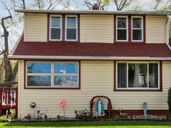 1717 W Jolly Rd, Lansing, MI 48910