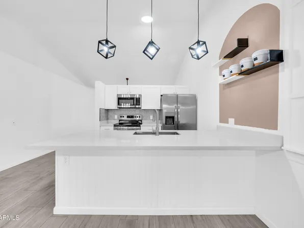 3201 W MOHAWK Lane, Phoenix, AZ 85027