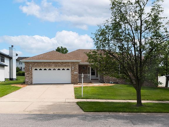 2nd image of 54 Beiriger Dr