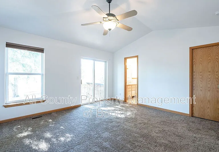 2658 Serena Dr — Photo 9