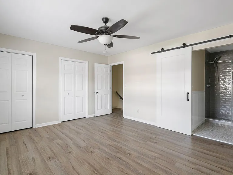 664 Swinton Ct — Photo 3