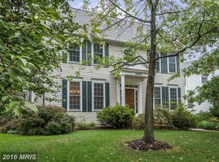 20693 Parkside Cir, Sterling, VA 20165